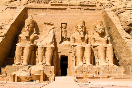 abu simbel rock temple