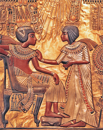 king-tut-throne-wife